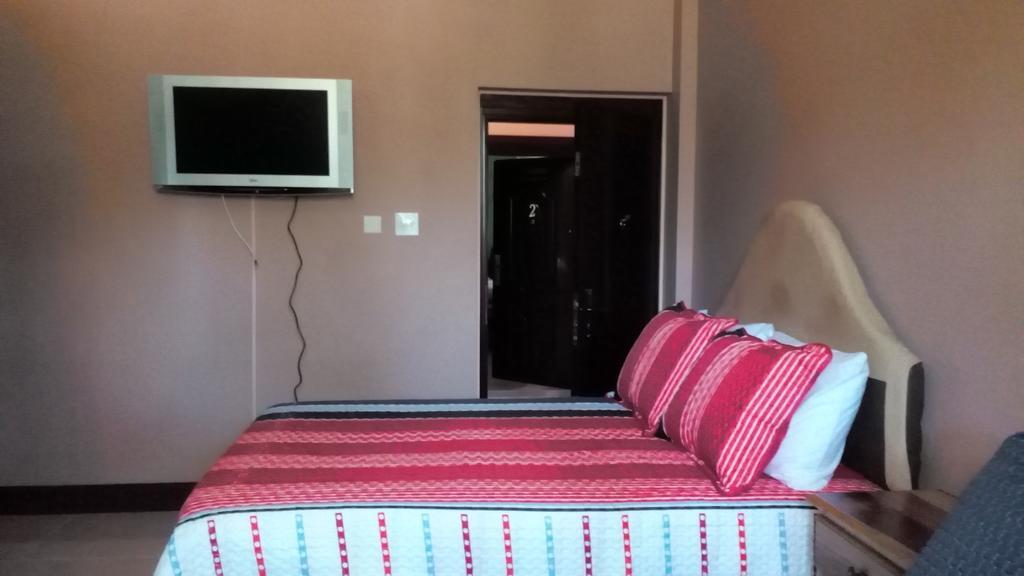 Hotel Tropik Leadonna Montego Bay Dış mekan fotoğraf